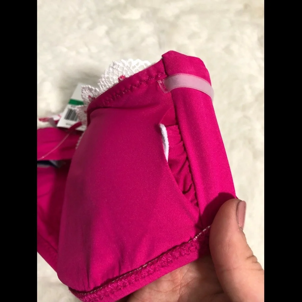 NWT Isabella Rose Trellis High‎ Neck Bikini Top